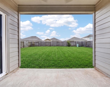 1024 Banyon Tree Lane - Photo Thumbnail 32
