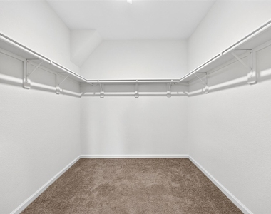 1024 Banyon Tree Lane - Photo Thumbnail 31