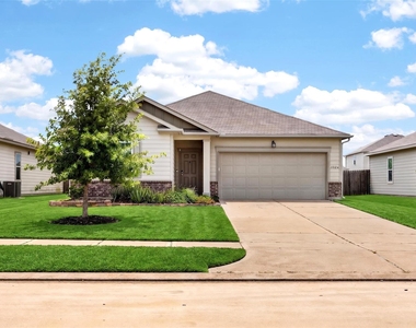 1024 Banyon Tree Lane - Photo Thumbnail 3