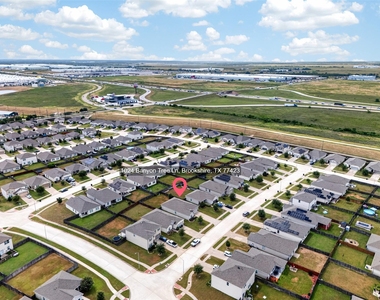 1024 Banyon Tree Lane - Photo Thumbnail 42