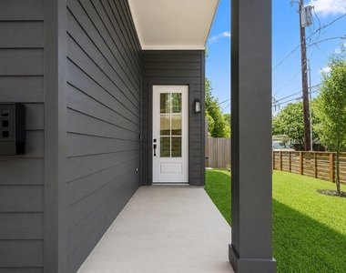 1224 E 23rd Street - Photo Thumbnail 4