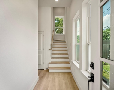1224 E 23rd Street - Photo Thumbnail 13