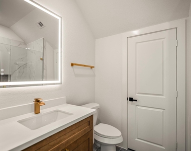 1224 E 23rd Street - Photo Thumbnail 23