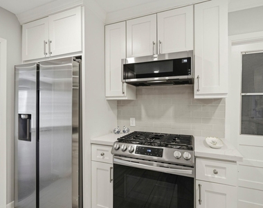 4614 Hummingbird Street - Photo Thumbnail 23