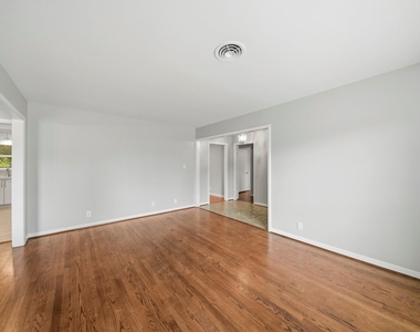 4614 Hummingbird Street - Photo Thumbnail 14