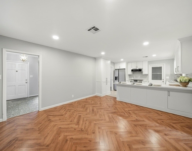 4614 Hummingbird Street - Photo Thumbnail 25