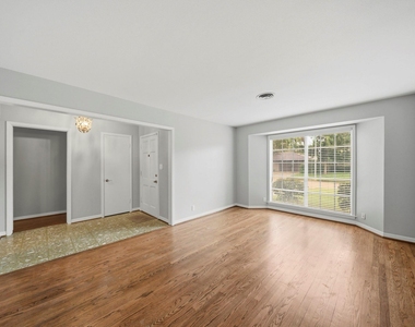 4614 Hummingbird Street - Photo Thumbnail 12