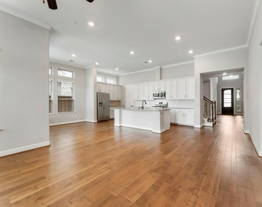4309 Victoria Pine Drive - Photo Thumbnail 8