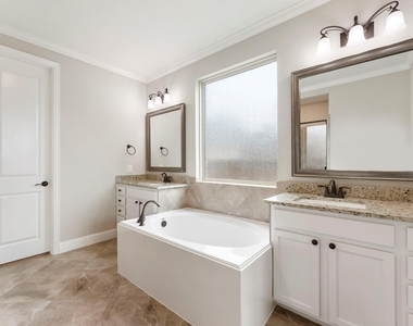 4309 Victoria Pine Drive - Photo Thumbnail 20