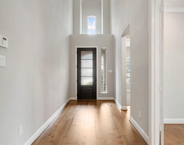 4309 Victoria Pine Drive - Photo Thumbnail 3
