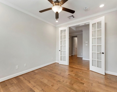 4309 Victoria Pine Drive - Photo Thumbnail 7