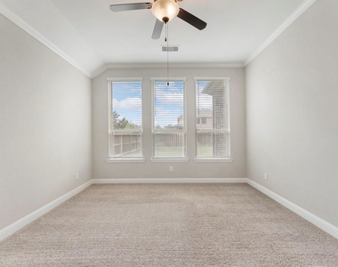 4309 Victoria Pine Drive - Photo Thumbnail 18
