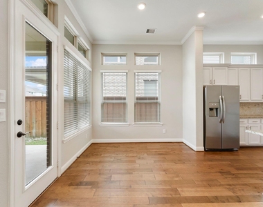 4309 Victoria Pine Drive - Photo Thumbnail 16