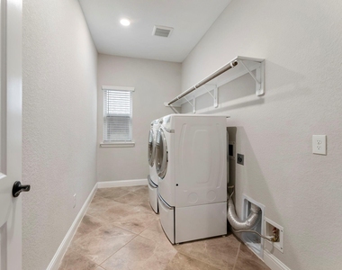 4309 Victoria Pine Drive - Photo Thumbnail 26