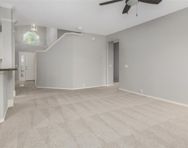 2907 Acacia Fair Lane - Photo Thumbnail 7