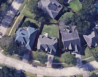 6810 Springcrest Drive - Photo Thumbnail 14