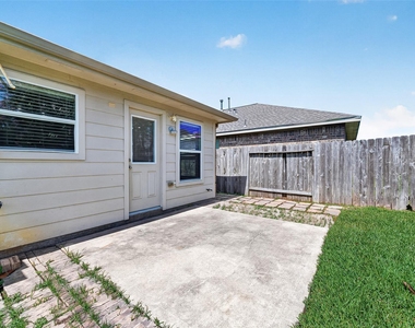 26810 Henson Falls Drive - Photo Thumbnail 30