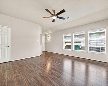 26810 Henson Falls Drive - Photo Thumbnail 4