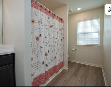 305 Elm Patch Drive - Photo Thumbnail 16