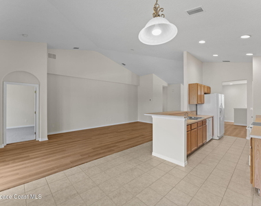 907 Ocaso Lane - Photo Thumbnail 5