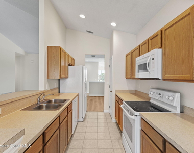 907 Ocaso Lane - Photo Thumbnail 4