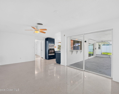 311 12th Terrace - Photo Thumbnail 18