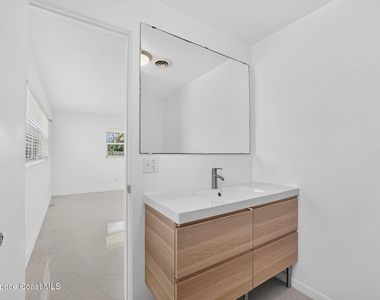 311 12th Terrace - Photo Thumbnail 23