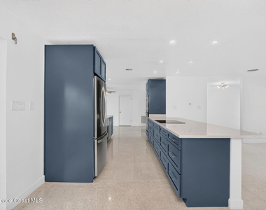311 12th Terrace - Photo Thumbnail 10