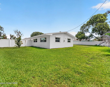 311 12th Terrace - Photo Thumbnail 36