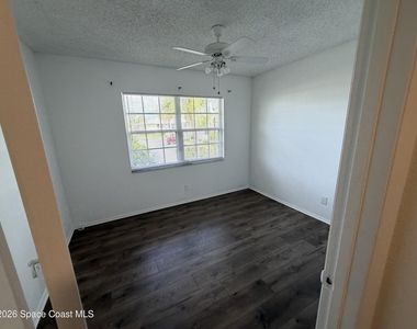 975 Ne Sonesta Avenue Ne - Photo Thumbnail 4