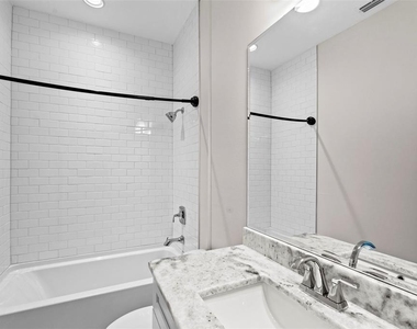4302 W North B Street - Photo Thumbnail 24