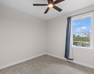 4302 W North B Street - Photo Thumbnail 26