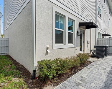 4302 W North B Street - Photo Thumbnail 32