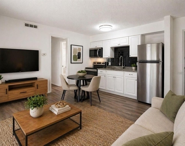 4215 E Bay Drive - Photo Thumbnail 5