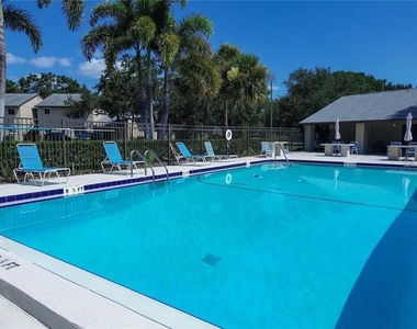 4215 E Bay Drive - Photo Thumbnail 20