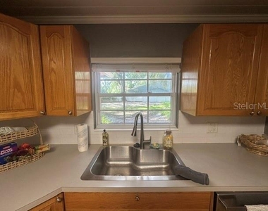 4315 W Watrous Avenue - Photo Thumbnail 4
