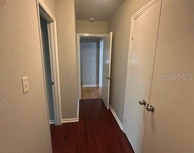 4315 W Watrous Avenue - Photo Thumbnail 10