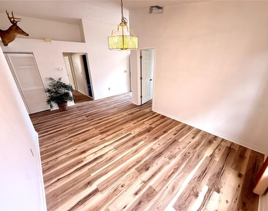 7830 Becket St - Photo Thumbnail 14