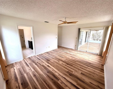 7830 Becket St - Photo Thumbnail 45