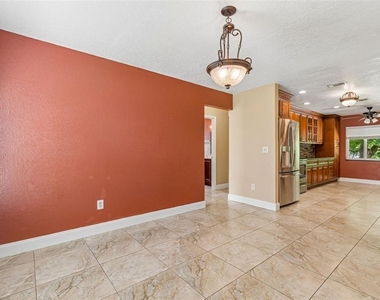 15109 Springview Street - Photo Thumbnail 11
