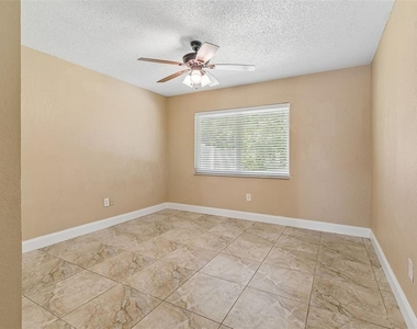 15109 Springview Street - Photo Thumbnail 16