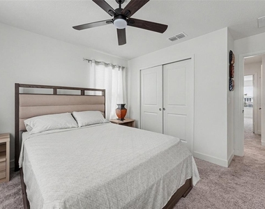 905 Overpool Avenue - Photo Thumbnail 3
