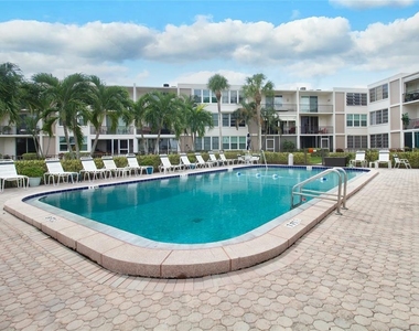7405 Bay Island Drive S - Photo Thumbnail 20
