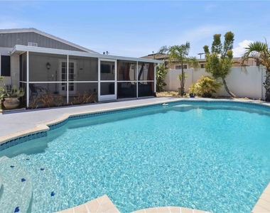 2713 W Braddock Street - Photo Thumbnail 1