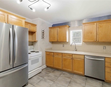 2713 W Braddock Street - Photo Thumbnail 8