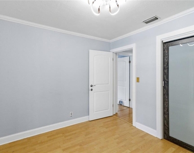 2713 W Braddock Street - Photo Thumbnail 21