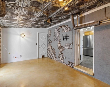 2713 W Braddock Street - Photo Thumbnail 22