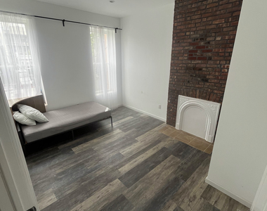 130 Van Dyke Street - Photo Thumbnail 8
