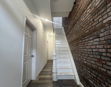 130 Van Dyke Street - Photo Thumbnail 7