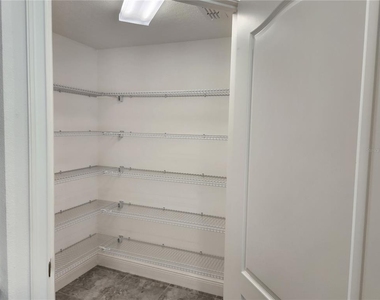 9817 Winnington Street - Photo Thumbnail 14